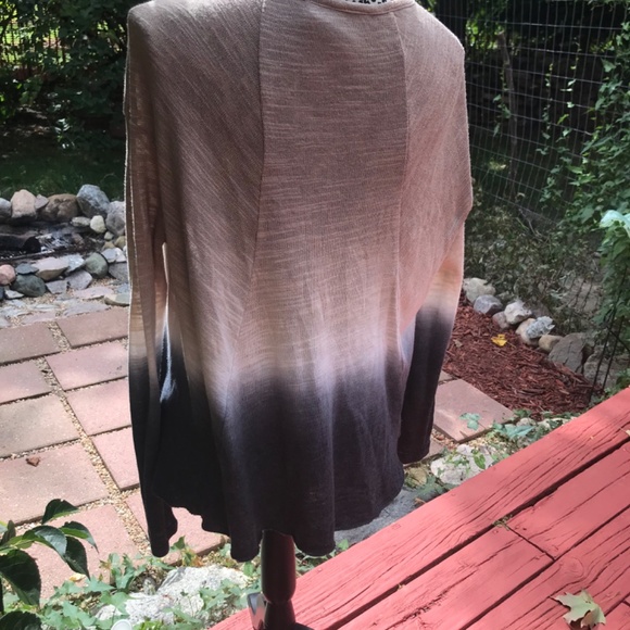 Young, broke & fabulous bleeding colors long sleeved shirt - Picture 4 of 9